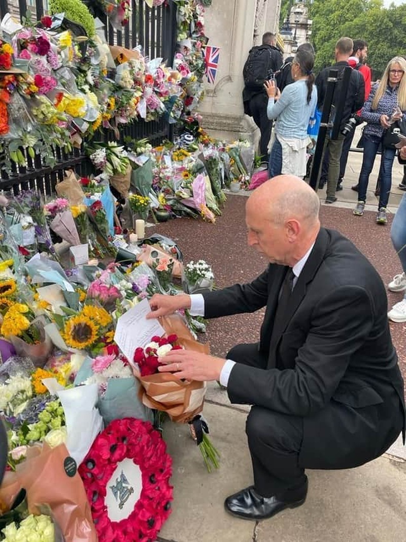 Main image for MPs pay tribute to Queen