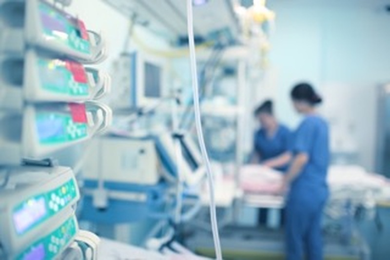 Main image for A and E visits top 100,000