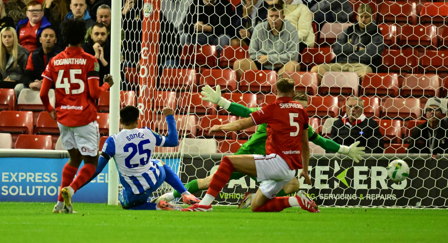 Main image for Gomez nets 4 as Barnsley lose 6-0