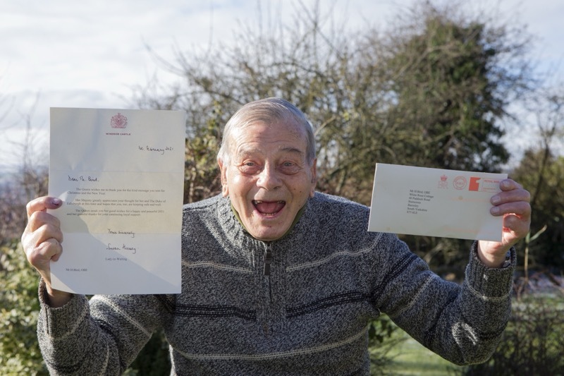 Red Letter Day: Dickie Bird and his best wishes letter from Her Majesty the Queen. Picture Shaun Colborn PD089630