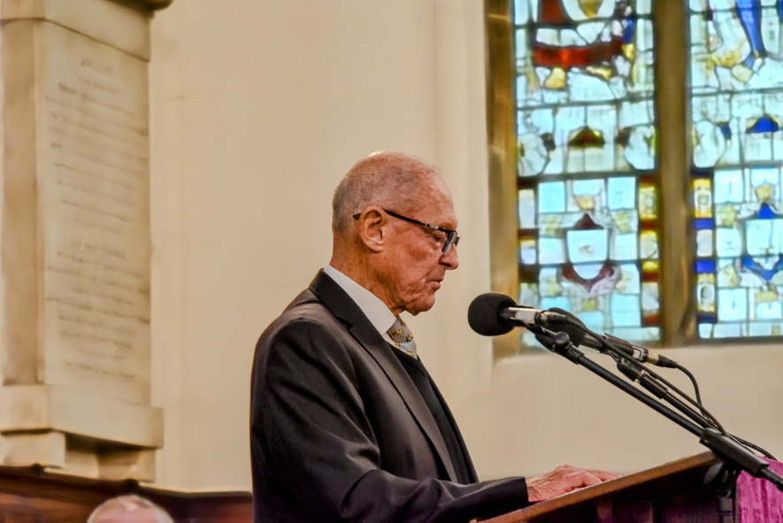 Image for Hundreds turn out to say goodbye to Dickie Bird