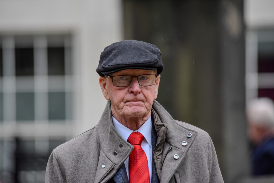 Image for Hundreds turn out to say goodbye to Dickie Bird