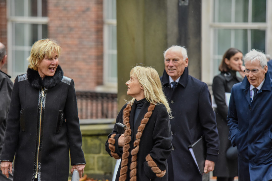 Image for Hundreds turn out to say goodbye to Dickie Bird