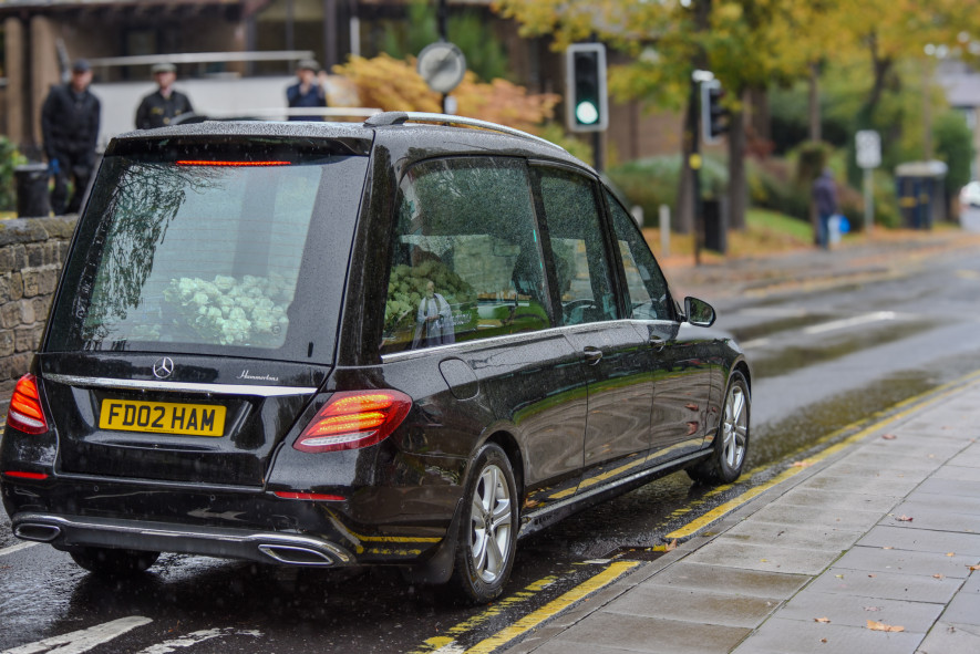 Image for Hundreds turn out to say goodbye to Dickie Bird