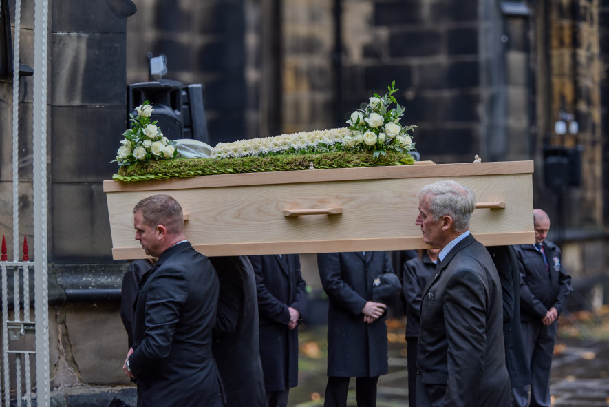 Image for Hundreds turn out to say goodbye to Dickie Bird