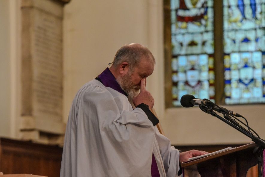 Image for Hundreds turn out to say goodbye to Dickie Bird