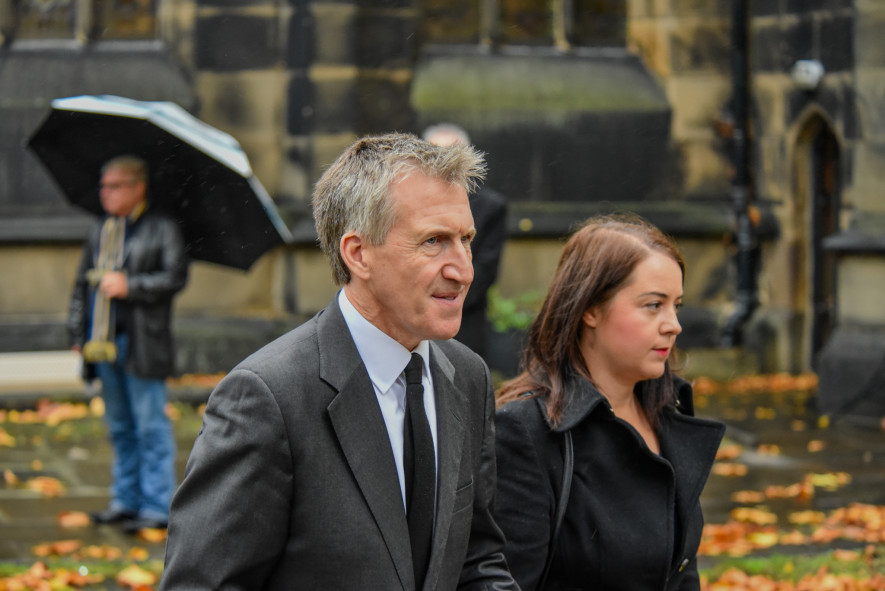 Image for Hundreds turn out to say goodbye to Dickie Bird