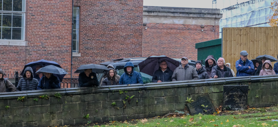 Image for Hundreds turn out to say goodbye to Dickie Bird