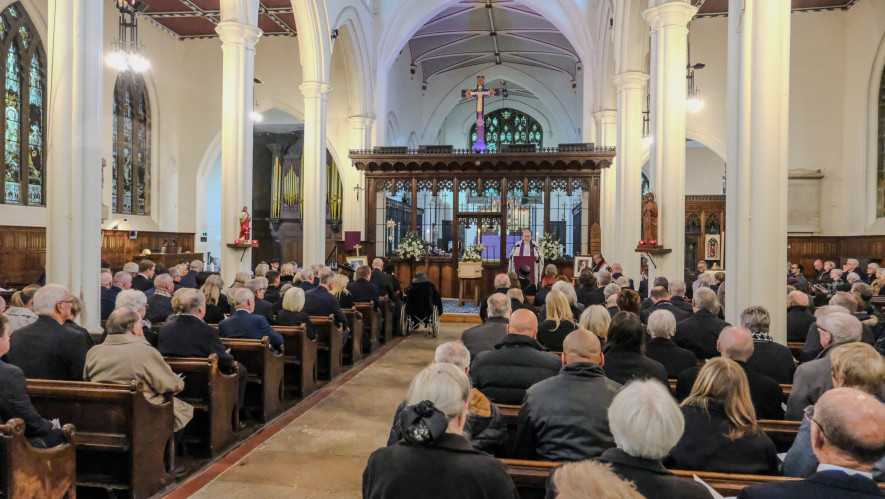 Image for Hundreds turn out to say goodbye to Dickie Bird