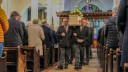 0 - Hundreds turn out to say goodbye to Dickie Bird